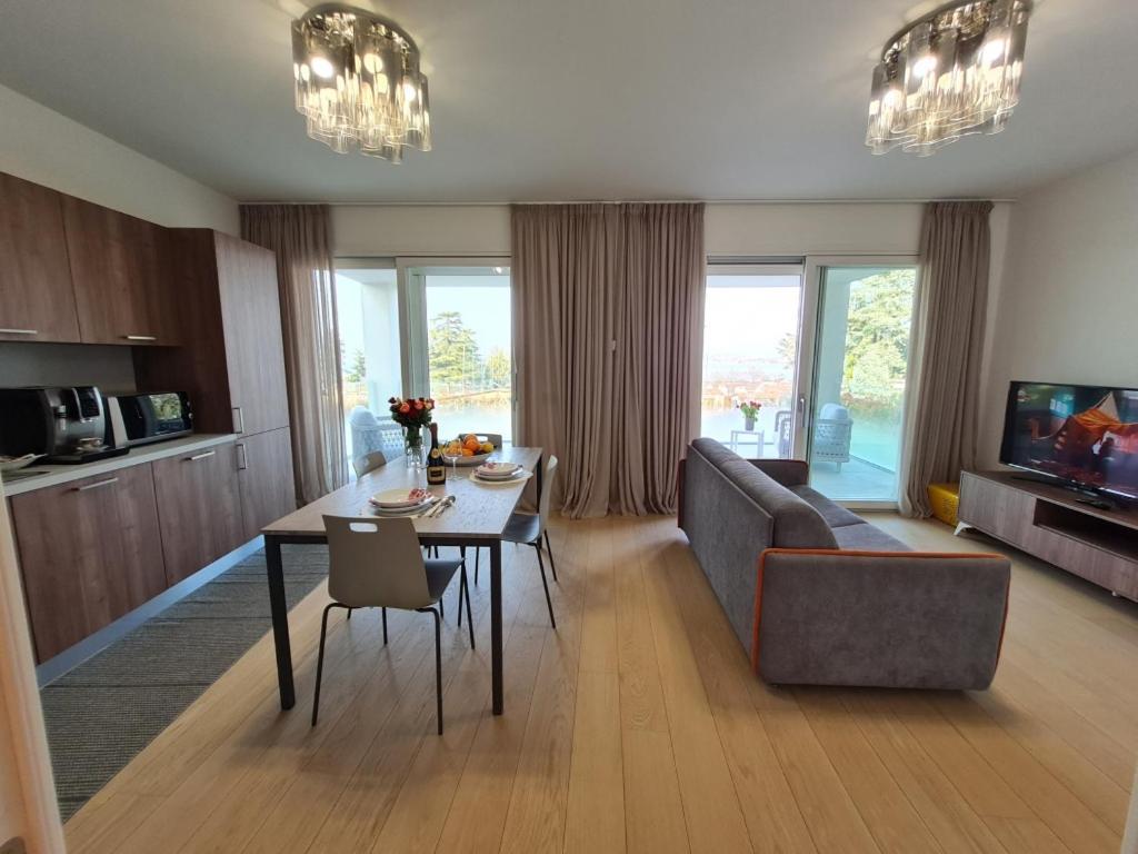 Sole Di Diana Luxury Apartments Peschiera del Garda Eksteriør billede
