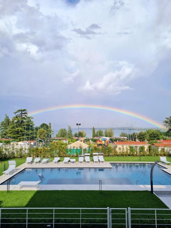 Sole Di Diana Luxury Apartments Peschiera del Garda Eksteriør billede